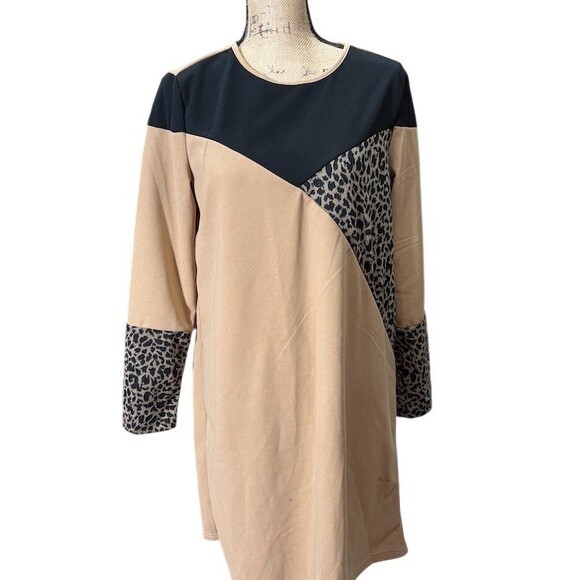 Emery Rose Dresses & Skirts - Emery Rose Dress Womens M Tan/Black Colorblock Leopard Shift Knee Long
